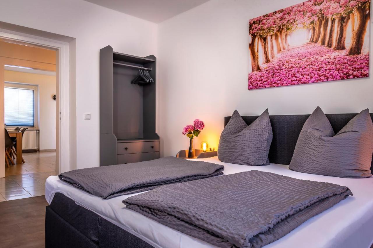 Komfortable Ferienwohnung In Halle Halle  Exterior foto